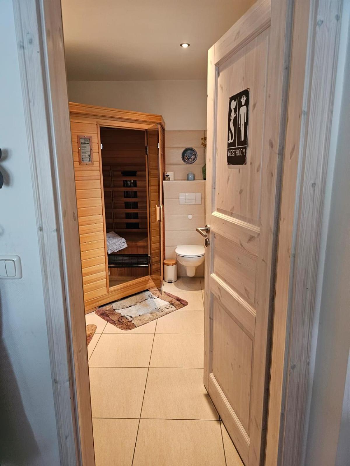 Breeger Boddenidyll Villa Exteriör bild